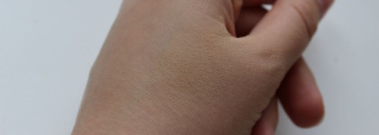 Clarins Skin Illusion Mineral & Plant Extracts Loose Powder Foundation в оттенке 105 (nude)