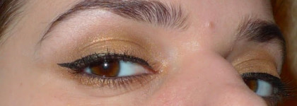 Тени-трио с шелковистой текстурой и эффектом сияния от Shiseido (Luminizing Satin Eye Color Trio) BR209