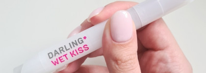 Я в замешательстве. А на губах Darling wet kiss 03 Lip fondue