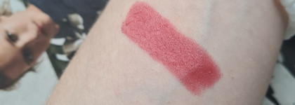 Розовый янтарь от Burberry. Помада Burberry Lip Velvet Long-Wearing Lipstick №306 Pink Amber