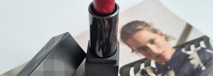 Розовый янтарь от Burberry. Помада Burberry Lip Velvet Long-Wearing Lipstick №306 Pink Amber