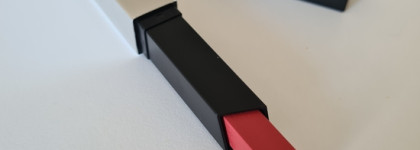 Идеальная матовая помада на лето: Yves Saint Laurent Rouge Pur Couture Slim Sheer Matte Lipstick в оттенке 112 Raw rosewood