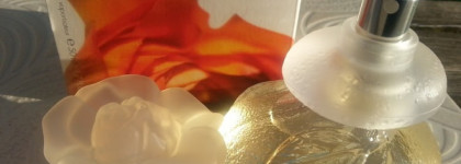 Аромат смородинового листа в Kenzo Le Monde Est Beau