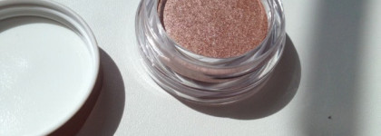 Летнее настроение с тенями Clarins Ombre Iridescente Cream-to-Powder Eyeshadow Long Lasting