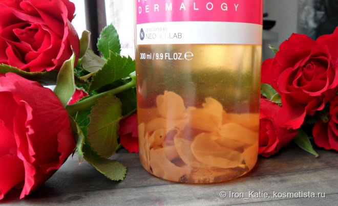 Мягкая очищающая вода с лепестками роз Neogen Dermalogy Real Flower cleansing water rose