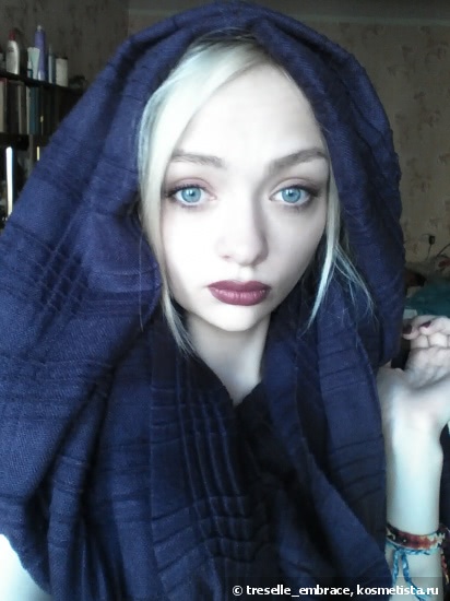 Карандаш для губ Essence Lipliner в оттенке 05 Soft berry