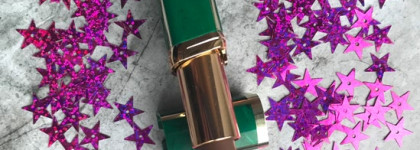 Помада L’Oreal Paris Color Riche x Balmain оттенок Glamazone