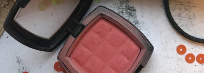 Пост про любимые румяна от Nyx: High definition blush в оттенках Amber и Crimson и Ombré blush в оттенке Insta Flame