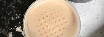 Nyx: минеральная, рассыпчатая, фиксирующая пудра