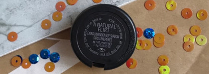 MAC Extra Dimension Eye Shadow в оттенке A Natural Flirt