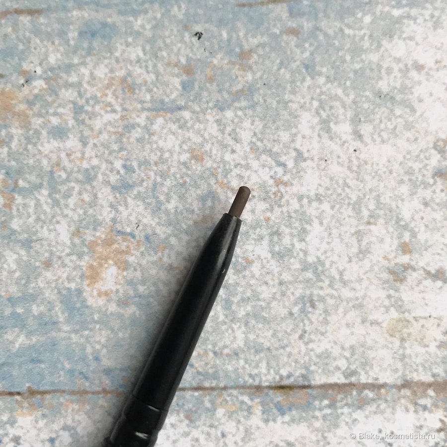 Vivienne sabo карандаш для бровей 003