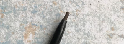 Vivienne Sabo Crayon Sourcils Automatique Brow Arcade в оттенке 03 на "проблемных" бровях