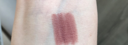 2 light-pink карандаша: Pupa & Lamel