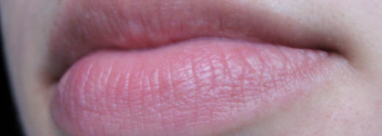 Нюд для беспроблемных губ. Maybelline Intense Velvet Lip Pencil Color Drama #630 Nude Perfection