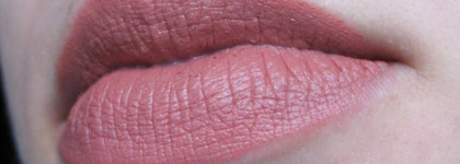Нюд для беспроблемных губ. Maybelline Intense Velvet Lip Pencil Color Drama #630 Nude Perfection