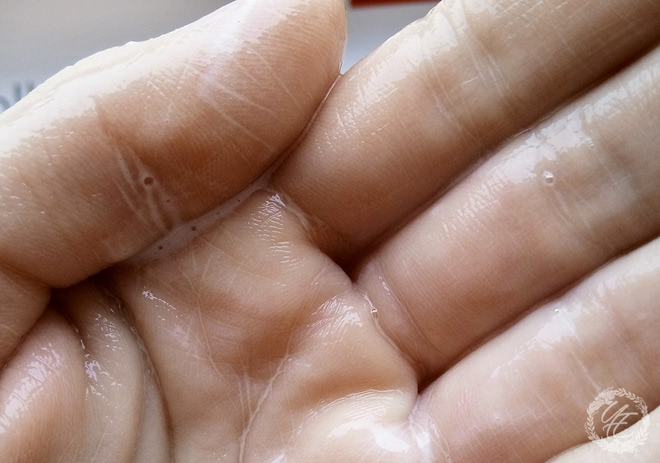 Мягкое ли умывание с крем-гелем La Roche-Posay Effaclar H?