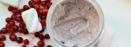 Лучшее экспресс-средство, если нужно выглядеть безупречно - клюквенная маска от Meela Meelo! Я покорена