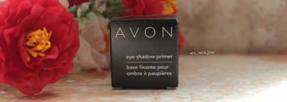 Еще одна жемчужина каталожной косметики - основа под тени от Avon