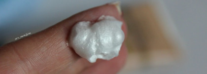 Мой новый фаворит среди очищающих средств - пенка для умывания «Нони и гиалуроновая кислота»