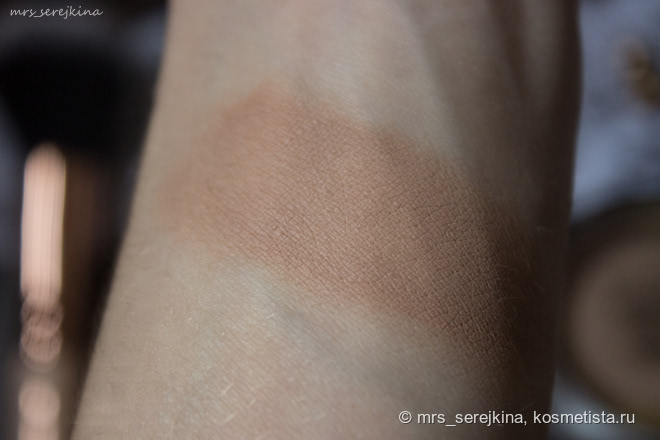 Новинка 2016: Max Factor Miracle touch foundation в оттенке 45 Warm Almond. Маскирует на славу! А как с остальным?
