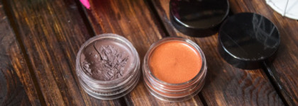 Из категории must-have: гелевые подводки Inglot в оттенках 89 и 97