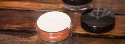 Из категории must-have: гелевые подводки Inglot в оттенках 89 и 97