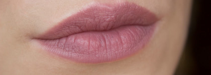 Потрясающе красивый холодный нюдовый карандаш за три копейки - Eveline Max Intense Colour в оттенке 18 Light Plum