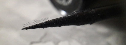 Удобная жидкая подводка от Limoni