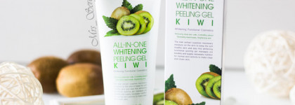 Лёгкий пилинг FarmStay All-in-one Whitening Peeling Gel Kiwi