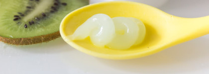 Лёгкий пилинг FarmStay All-in-one Whitening Peeling Gel Kiwi