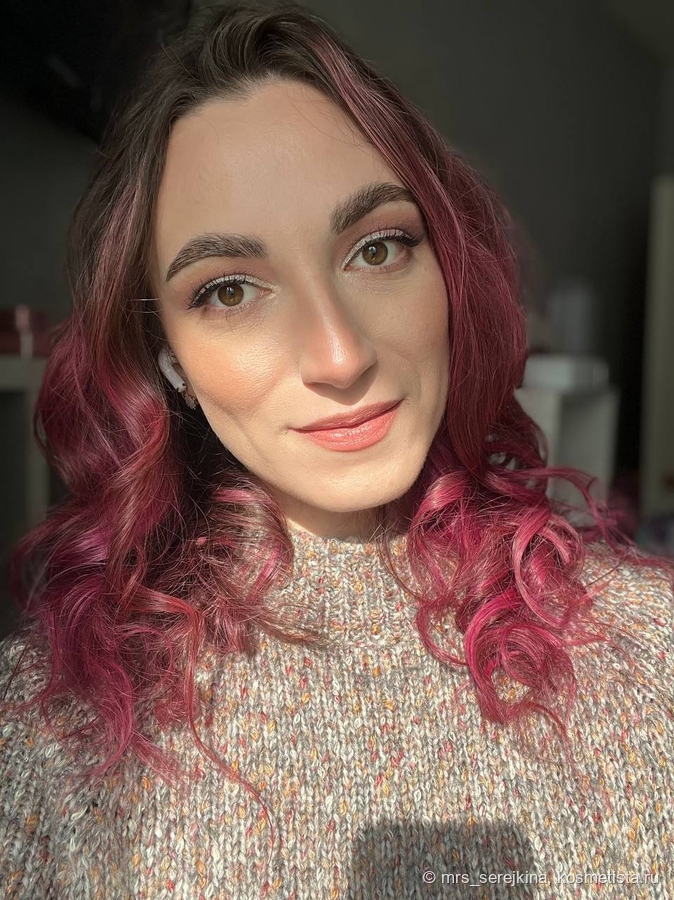 карандаш для губ Vivienne Sabo Le grand volume 01 + помада Givenchy La rouge Interdit intense silk 110