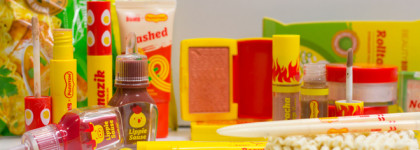 Летняя лимитка Beauty Bomb x Роллтон, часть первая: палетка теней, карандаши для глаз и карандаши для бровей. Что стоит вашего внимания?