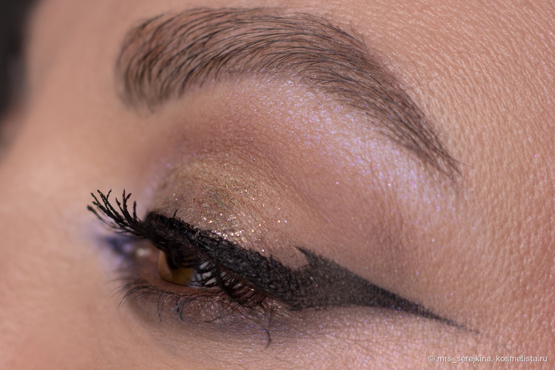 Ежиная прачка, база под тени Nars Smudge proof eyeshadow base