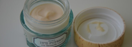 Увлажняющий крем для области вокруг глаз It’s Potent от Benefit