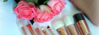 Нежный набор кистей для макияжа Zoeva Rose Golden Luxury Set Vol.2