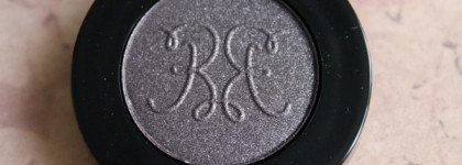 Устойчивые тени для век Long-lasting Eye Shadow When Birds ARE Singing…от Rouge Bunny Rouge в оттенке 074 Eclipse Eagle