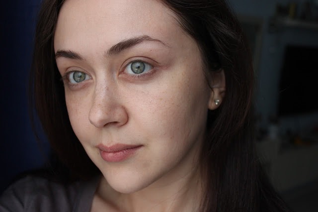 Основа под макияж Guerlain L'or Radiance Concentrate with Pure Gold - все ли золото, что блестит?