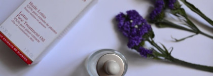Ароматерапия с пользой для кожи  Clarins Lotus Face Treatment Oil