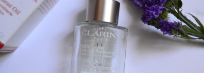 Ароматерапия с пользой для кожи  Clarins Lotus Face Treatment Oil