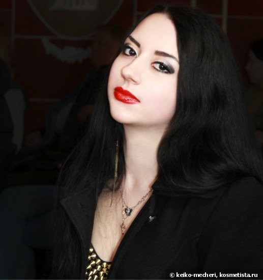 Жидкая помада Shiseido Lacquer Rouge RD 413