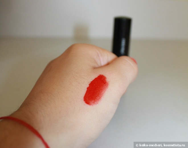Жидкая помада Shiseido Lacquer Rouge RD 413
