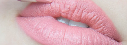 Легкий флирт никому не помешает. Карандаш для губ Eva Mosaic Make Up Lips #флирт