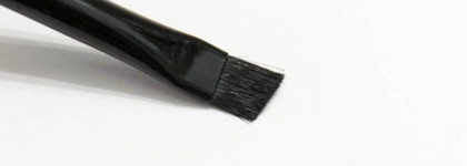 Культовые вещи вокруг нас: набор кистей Basic brush collection от Bobbi Brown