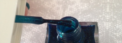 Лак для ногтей Bow #Worlds Collide