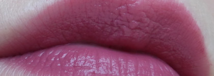 Revlon Ultra HD Matte Lip Color 655 HD Kisses Baisers