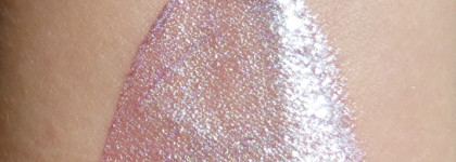 Не хуже Худы: Lottie London Duo-chromer Lip Gloss #Iconic Дуохромный блеск для губ