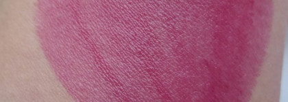 Essence Insta-Care Lipstick #05 Sweet Poison & #06 Romantic Doze