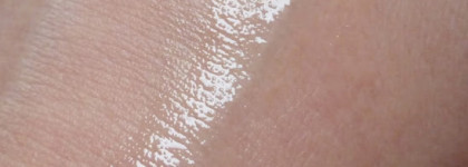 Что на полочке живет? 14 баночек для ежедневного использования в уходе за лицом, телом и волосами