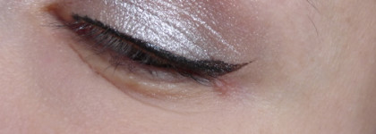 Фольга на веках! Essence Melted Chrome Eyeshadow #04 Steel the look & #08 Golden Crown