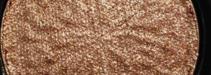 Фольга на веках! Essence Melted Chrome Eyeshadow #04 Steel the look & #08 Golden Crown